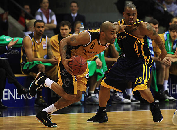 两个实力强 两个实力强