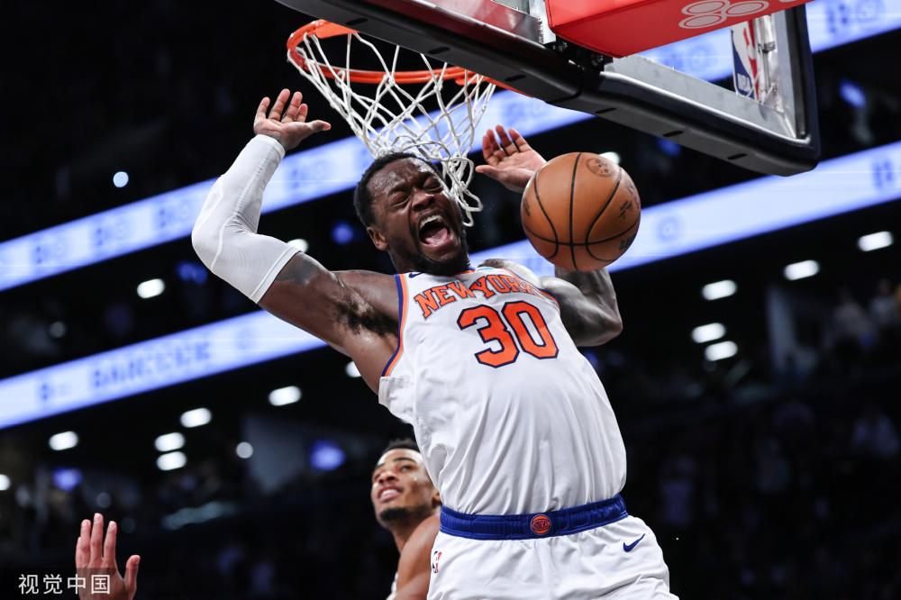 加拿大队官 加拿大队官